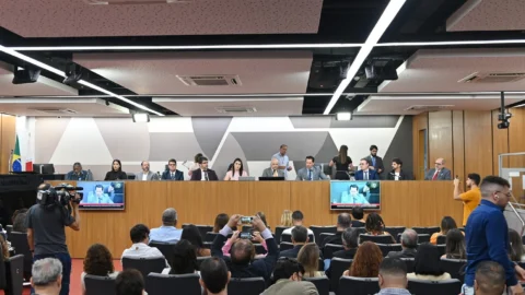 Dentistas cobram cumprimento da legislação da odontologia 2 Dentistas cobram cumprimento da legislação da odontologia