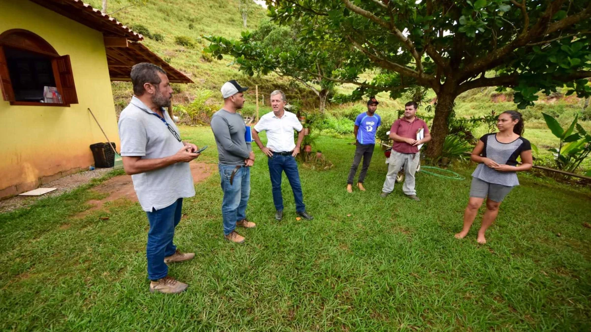 Mais agricultores aderem ao Frutifica Mais Valadares 1 Lançado em março deste ano o Projeto Frutifica Mais Valadares a cada dia ganha mais adeptos