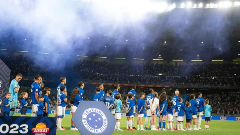 Com preparação final em Quito, Cruzeiro enfrenta a Universidad Católica, do Equador, na estreia da Copa-Sulamericana