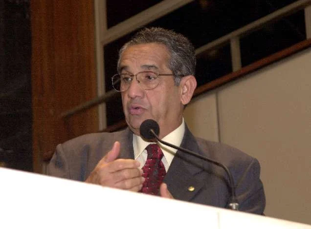 Cleuber Carneiro então deputado federal participa de evento na ALMG, em 2003 - Arquivo ALMG