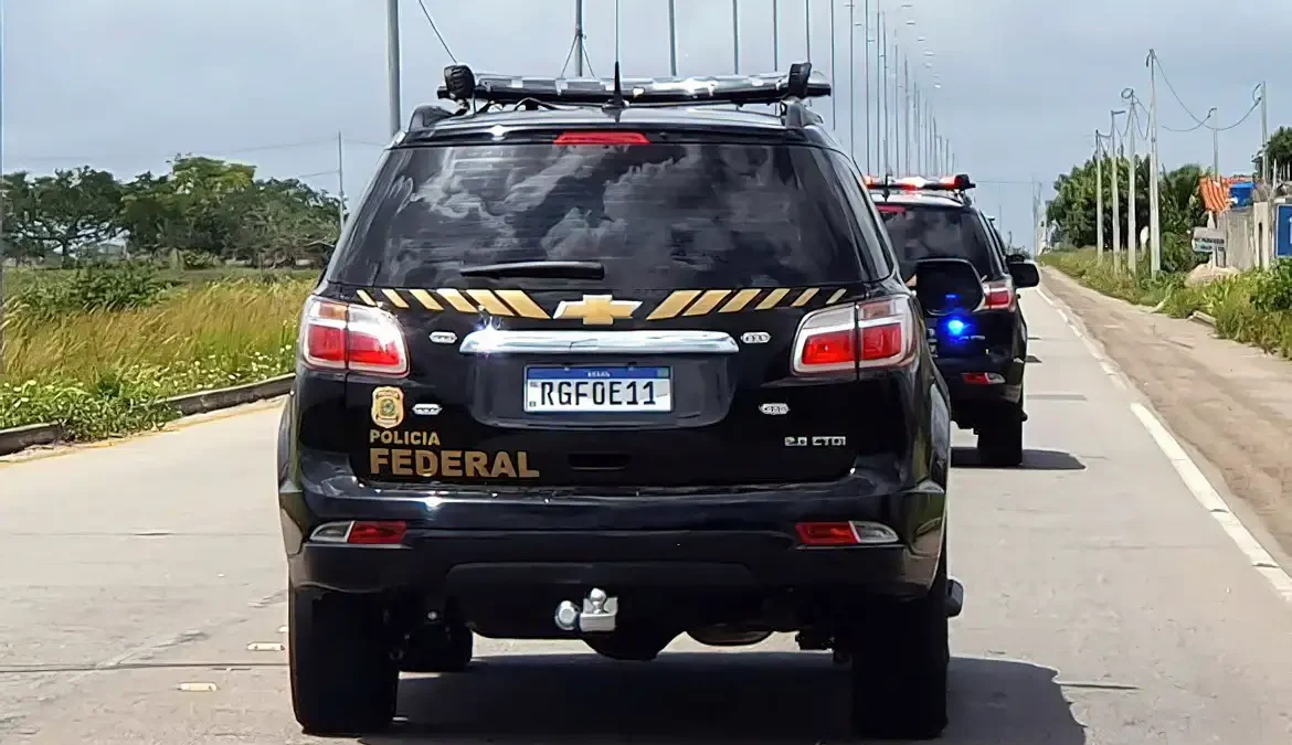 A Polícia Federal (PF) deflagrou nesta terça-feira (16) a 26ª fase da Operação Lesa Pátria