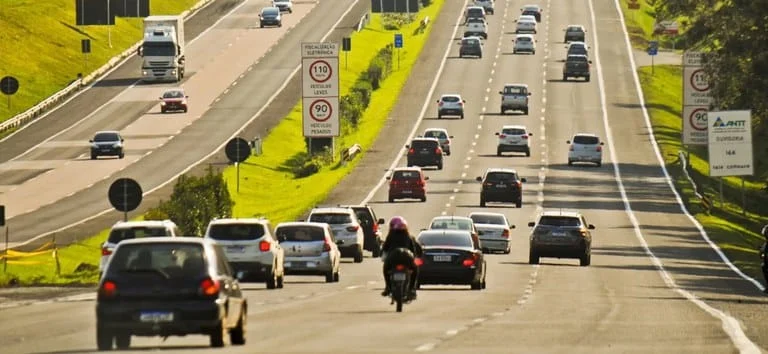 Os dados foram compilados por 26 concessionárias e demonstram melhorias na segurança viária