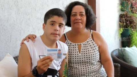 Carteira de identificação especial garante cidadania para mais de 22 mil pessoas com espectro autista 1 Carteira de identificação especial garante cidadania para mais de 22 mil pessoas com espectro autista