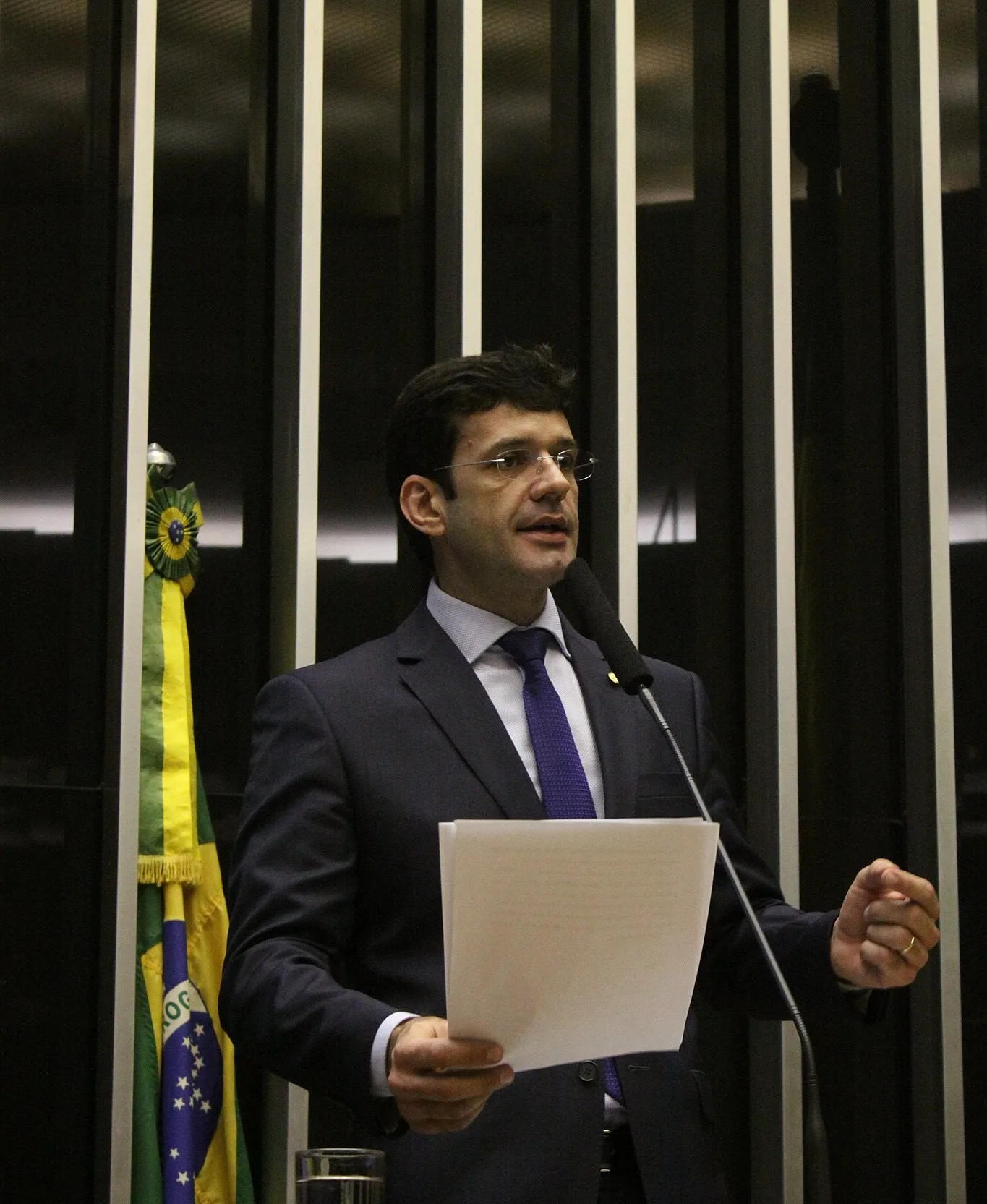 Casu - Hospital Irmã Denise, atendendo a solicitação do pré-candidato a Prefeito de Caratinga, Rogério Soares, receberá emenda de R$500 mil 2 Casu – Hospital Irmã Denise, atendendo a solicitação do pré-candidato a Prefeito de Caratinga, Rogério Soares, receberá emenda de R$500 mil