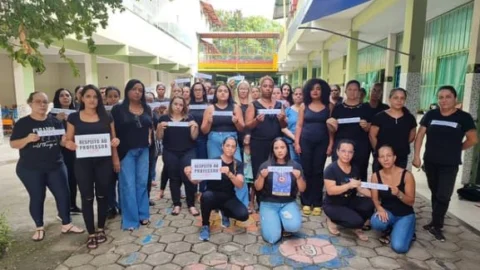 Mãe de aluno, que agrediu professora em Valadares, terá de depor no Juizado Especial Criminal 4 Mãe de aluno, que agrediu professora em Valadares, terá de depor no Juizado Especial Criminal