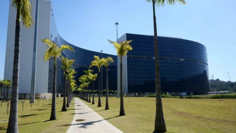 Secretários de Fazenda e Educação do Governo de Minas se reúnem com Tesouro Nacional para apresentar ponderações sobre a proposta inicial da União para dívida dos Estados