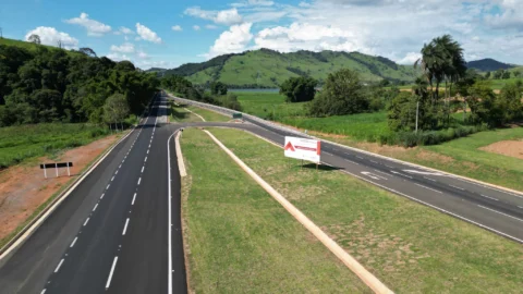 Governo de Minas inaugura novo trevo secundário em Capitólio que facilita o acesso de moradores e turistas ao Lago de Furnas 4 Governo de Minas inaugura novo trevo secundário em Capitólio que facilita o acesso de moradores e turistas ao Lago de Furnas