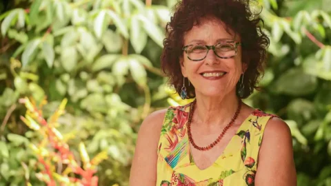 Justiça liberta donos dos cães que atacaram a escritora Roseana Murray 1 Justiça liberta donos dos cães que atacaram a escritora Roseana Murray