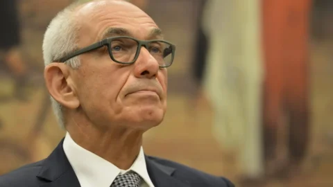 MPF recorre para manter processo criminal contra ex-presidente da Vale