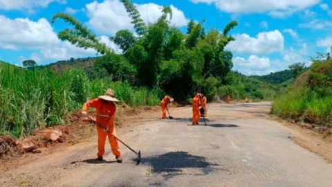 Obras do Provias em dois segmentos da MG-311 vão beneficiar 12 mil moradores da região do Vale do Rio Doce