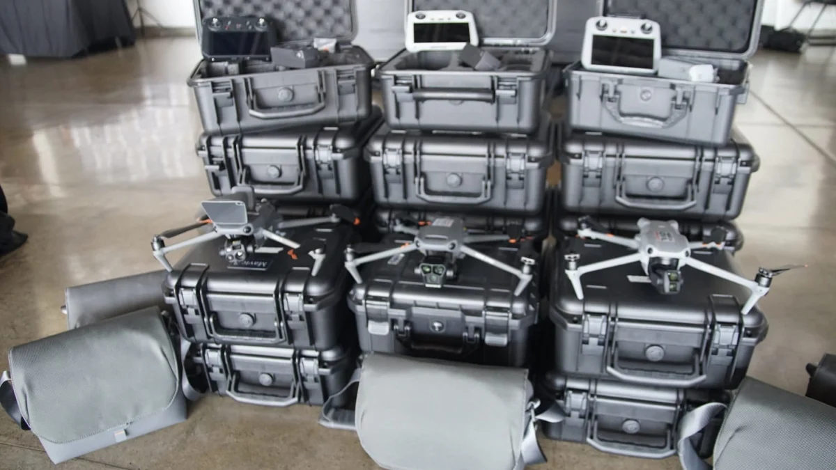 Polícia Civil recebe investimento superior a R$ 2,5 milhões em equipamentos 1 A aquisição do material, que irá atender unidades policiais em todo o estado, representa um investimento superior a R$ 2,5 milhões