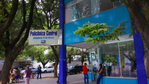 Falta de energia suspende atendimento da Policlínica nesta sexta (12) 7 Falta de energia suspende atendimento da Policlínica nesta sexta (12)