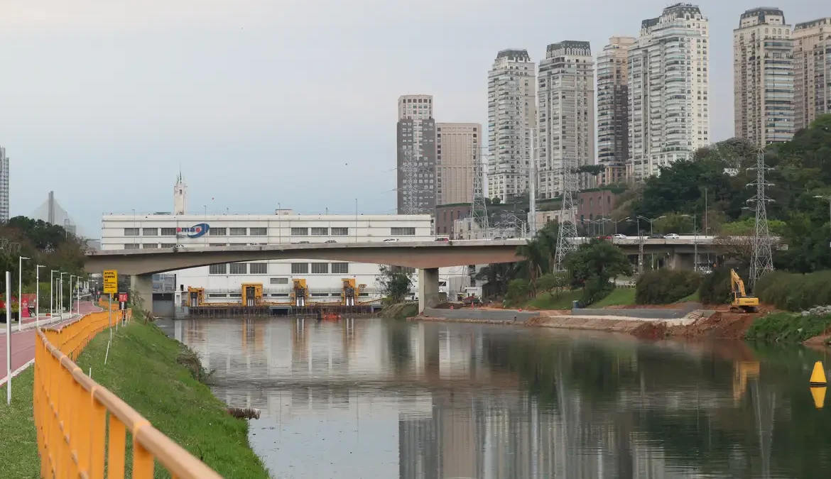 O governo de São Paulo realiza, na próxima sexta-feira (19), o leilão que irá consolidar a privatização da Empresa Metropolitana de Águas