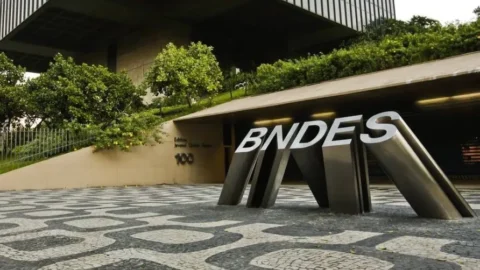 BNDES abre concurso em 2024 para 150 vagas de nível superior