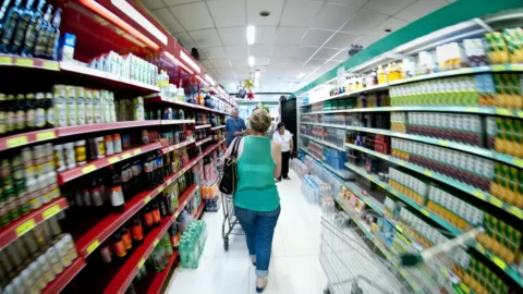 Custo da cesta básica sobe em 10 capitais, diz Dieese