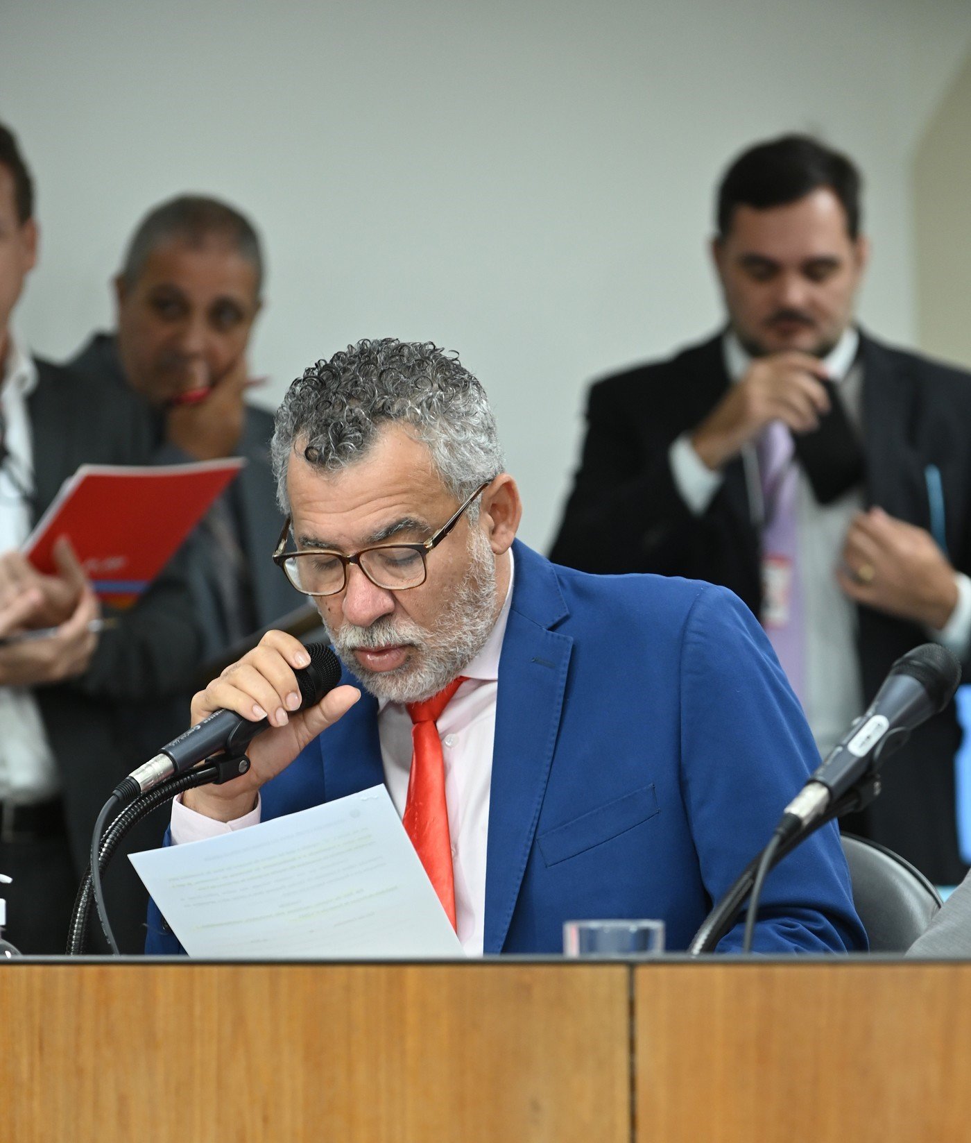 Concessionárias de energia podem ter novas obrigações 1 O deputado Doutor Jean Freire (PT) citou acidentes fatais em situações de eventos climáticos extremos para solicitar campanhas