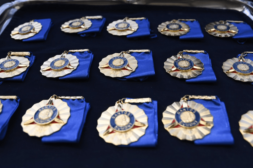 Presidente da ALMG participa da entrega da Medalha Santos Dumont 8 image 159