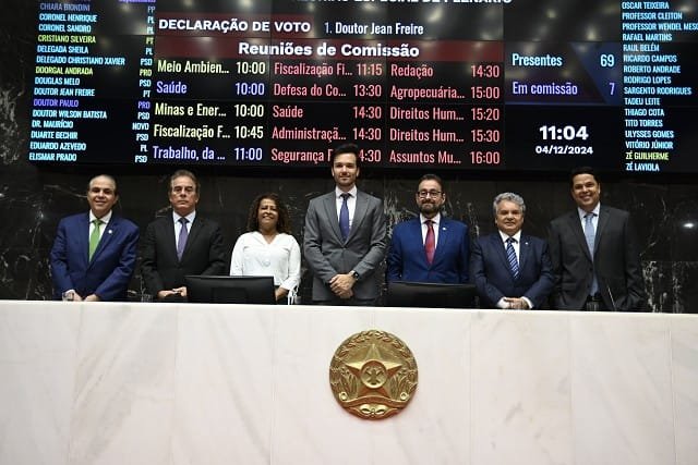 Deputado Tadeu Leite é reeleito presidente da ALMG