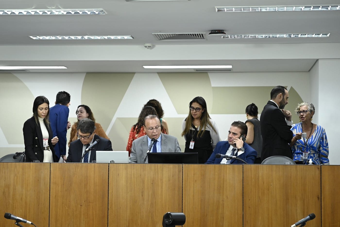 Comissão de Minas e Energia aprova relatório do Tema em Foco do Assembleia Fiscaliza