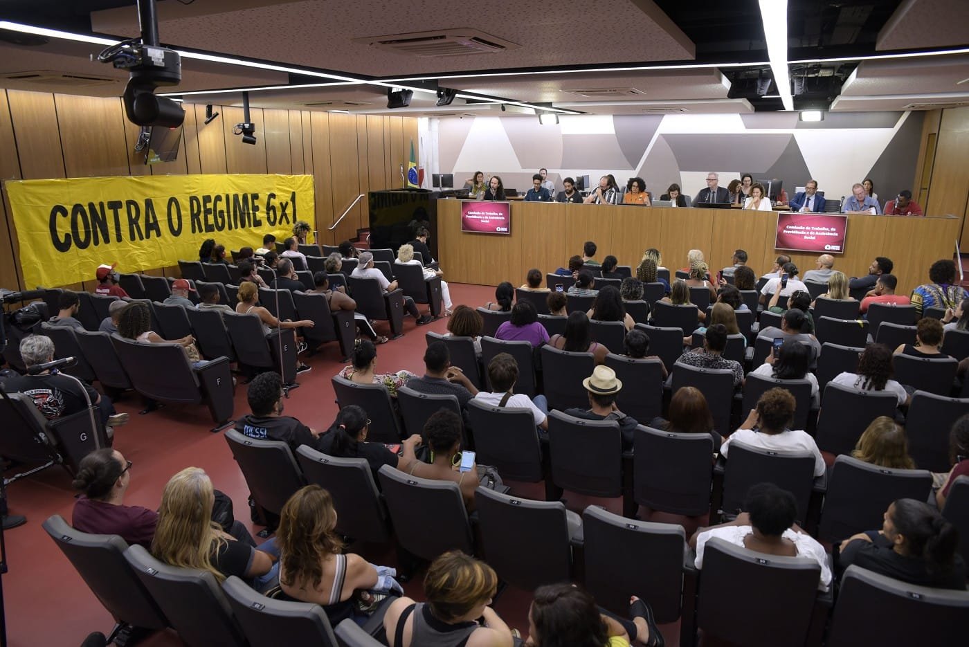 Campanha pela redução da jornada deve ser ampliada