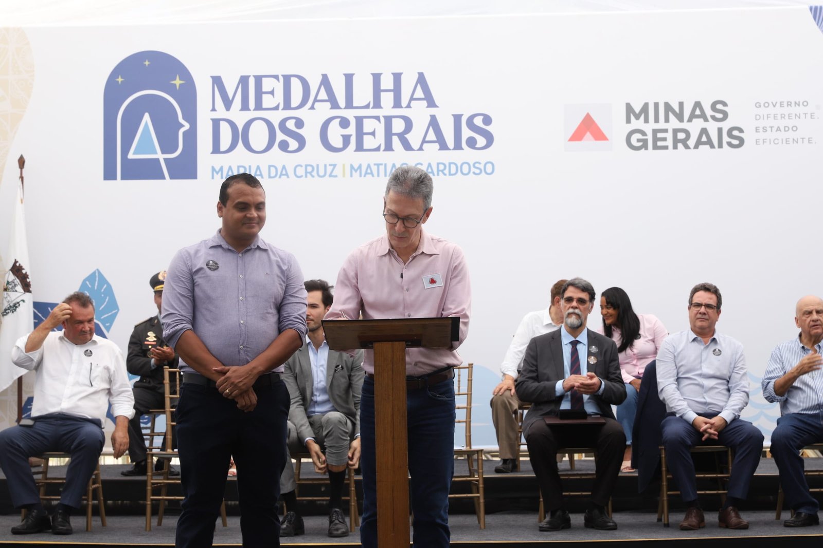 Governo do Estado entrega Medalha dos Gerais a cidadãos que contribuem para o desenvolvimento do Norte de Minas 1 Governo do Estado entrega Medalha dos Gerais a cidadãos que contribuem para o desenvolvimento do Norte de Minas