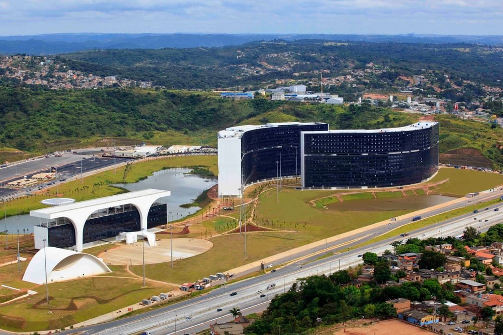 Minas Gerais garante investimento recorde em assistência social para 2025
