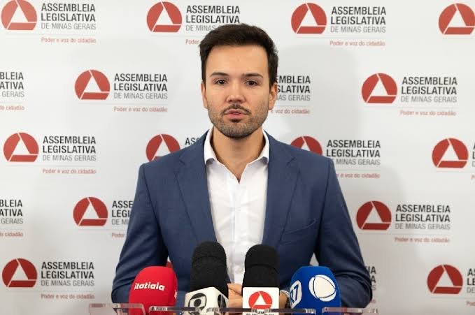 Presidente da Assembleia fala sobre aprovação da LOA e do Propag 1 Deputado Tadeu Martins Leite