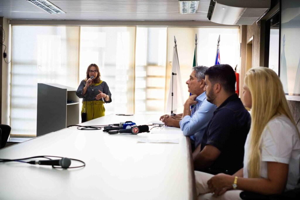Prefeito apresenta programação de aniversário de Valadares 7 1737150712480206861727863943320