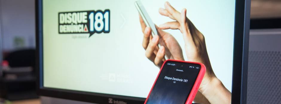 O Disque Denúncia Unificado é um serviço gratuito, disponibilizado em todo o território mineiro, por meio do número 181