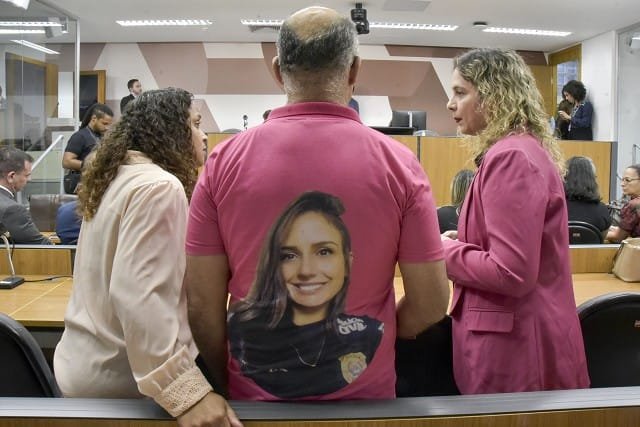 Demissão por assédio moral é incluída em Estatuto do Servidor 1 A morte de Rafaela Drumond pautou discussões sobre abusos morais no serviço público e motivou projeto que virou lei - Arquivo ALMG