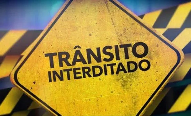 Prefeitura de Ipatinga atualiza população sobre interdição de vias 1 Via interditada