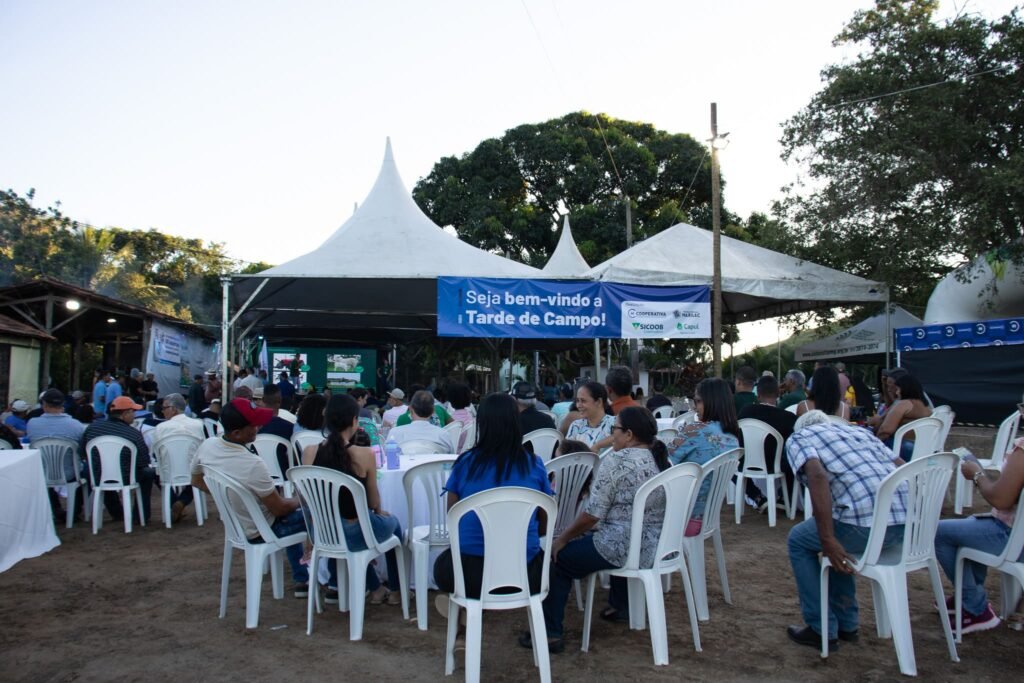 Dia de Campo da Cooperativa destaca os benefícios da assistência técnica para o fortalecimento da produção leiteira 1 17398249503668102708729423441585
