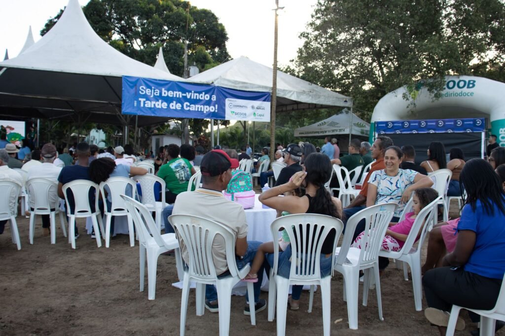 Dia de Campo da Cooperativa destaca os benefícios da assistência técnica para o fortalecimento da produção leiteira 2 17398249686152693124732441310987