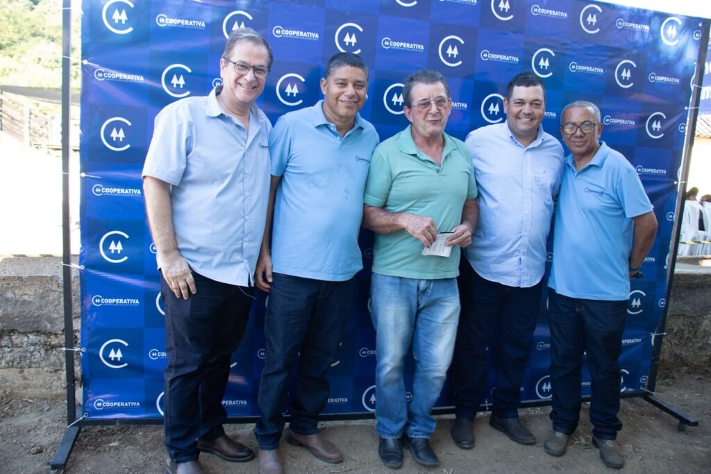 Dia de Campo da Cooperativa destaca os benefícios da assistência técnica para o fortalecimento da produção leiteira 3 17398249902352928115346045431068