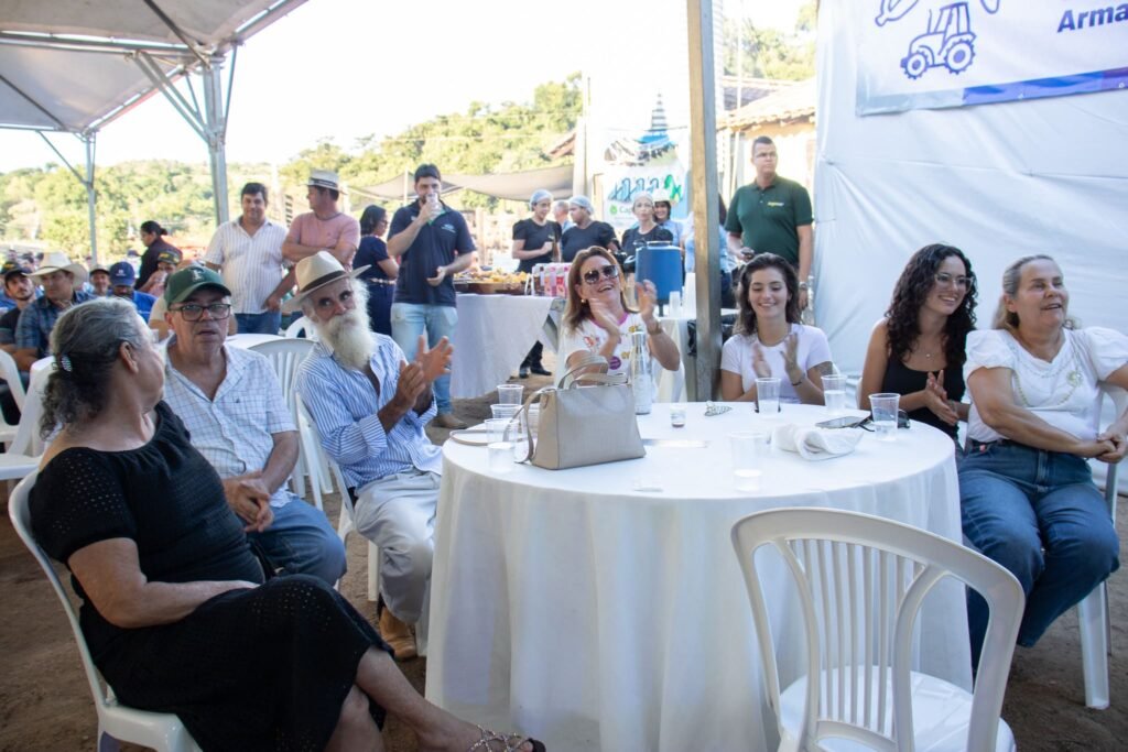 Dia de Campo da Cooperativa destaca os benefícios da assistência técnica para o fortalecimento da produção leiteira 10 17398250985137233740320347758361