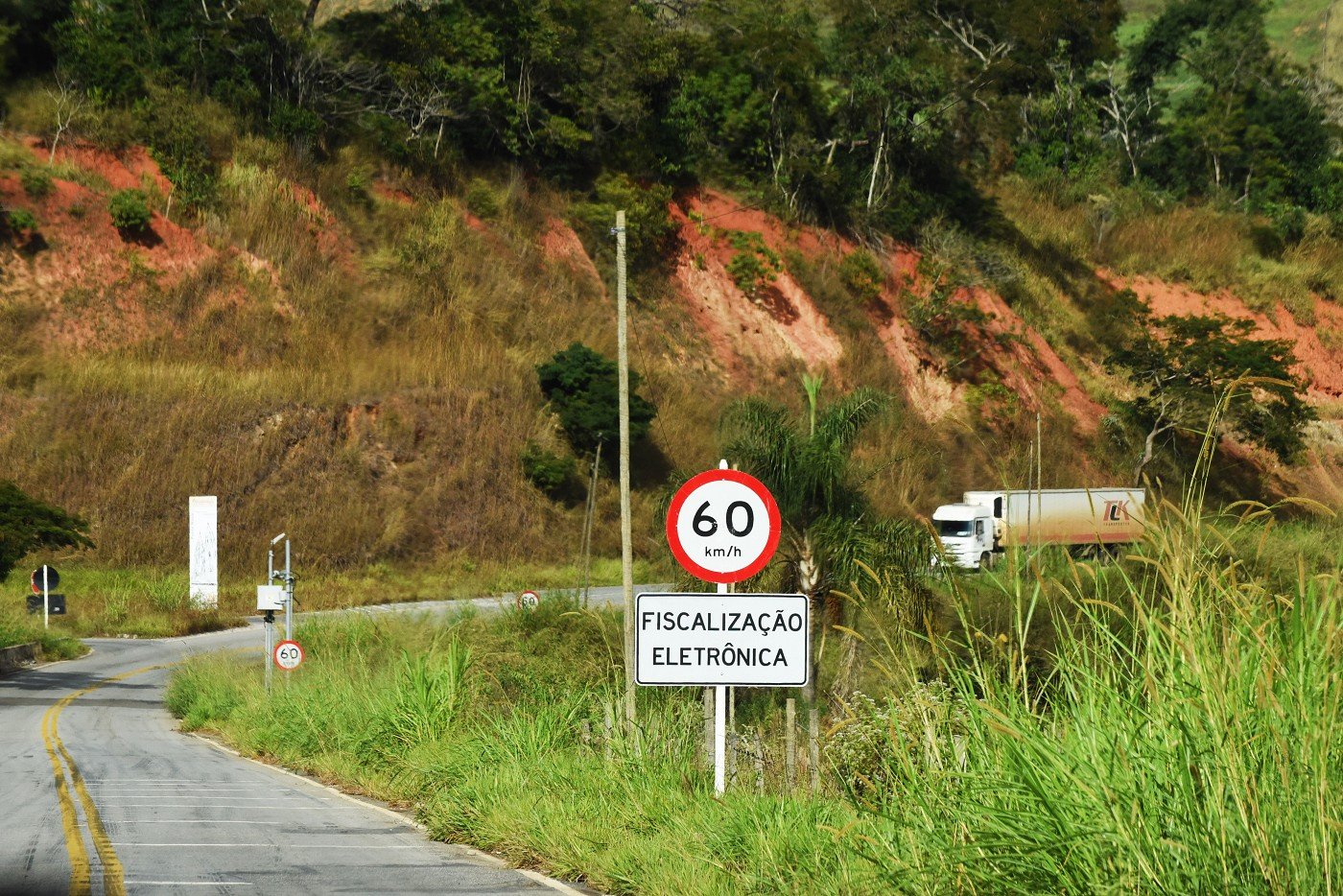 Concessão de rodovias e construção de anel rodoviário pautam debate