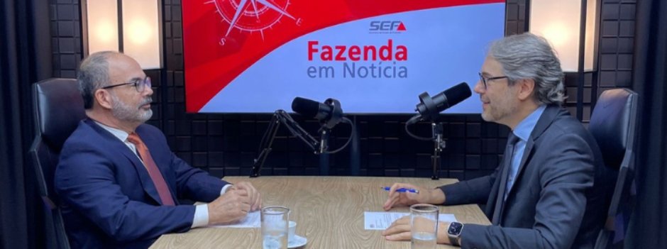 O vídeo de estreia traz uma conversa sobre a reforma tributária com o secretário de Fazenda, Luiz Claudio Gomes, e o subsecretário