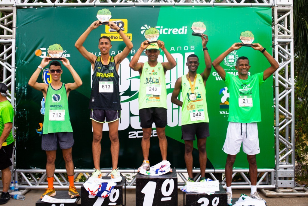 Corrida Rústica reúne atletas de Valadares e região 5 image 11