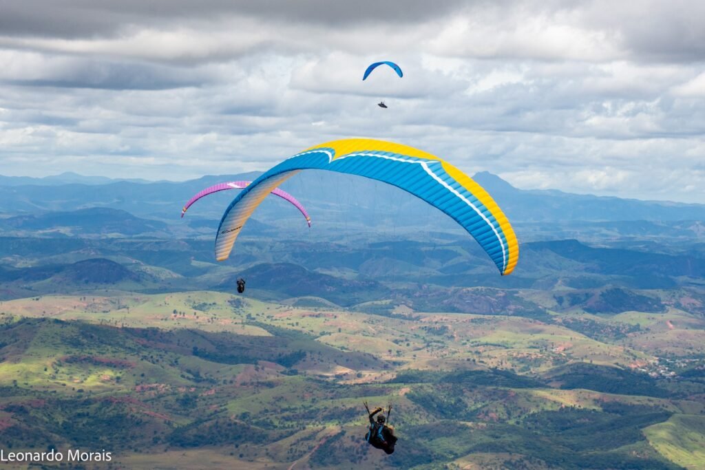 Águas de Valadares é patrocinadora oficial da Copa Valadares de Parapente 2 17410240543964636746903771112721