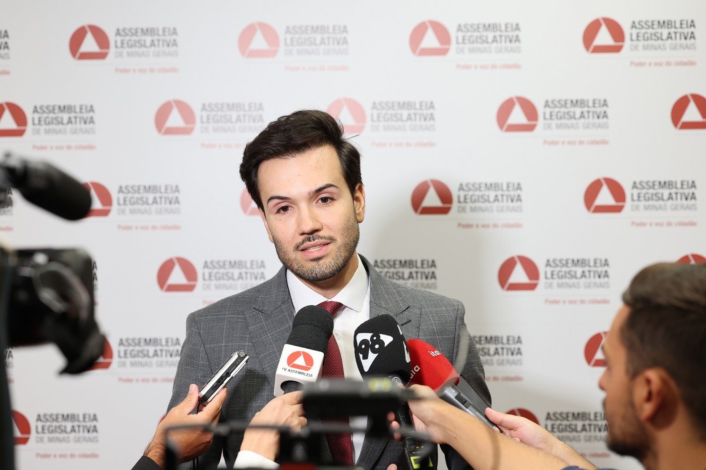 Entrevista do presidente Tadeu Leite foi concedida na manhã desta quarta (12), após as votações em Plenário