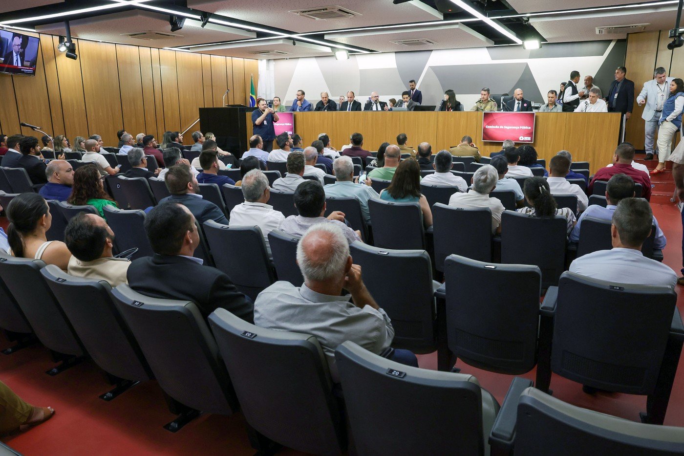 Com preço do café em alta, produtores rurais temem violência no campo 1 Com preço do café em alta, produtores rurais temem violência no campo