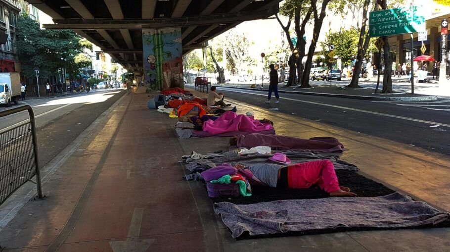 População em situação de rua pauta debate na Comissão de Direitos Humanos