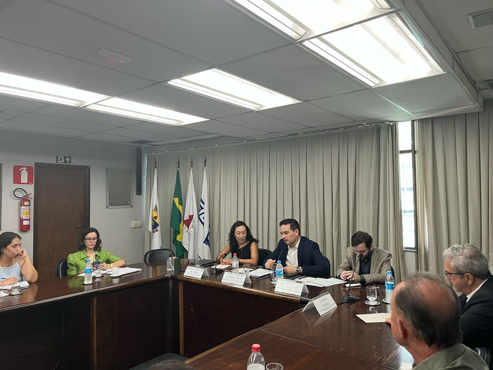 Meio Ambiente apresenta avanços em Minas Gerais e planejamento para 2025 em reunião com a Fiemg