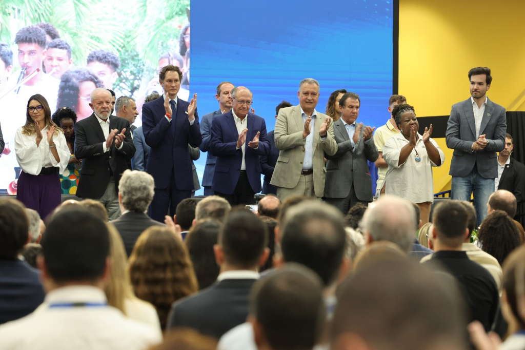 Novo centro de produtos automotivos híbridos deve atrair milhões para o Estado 4 image 36