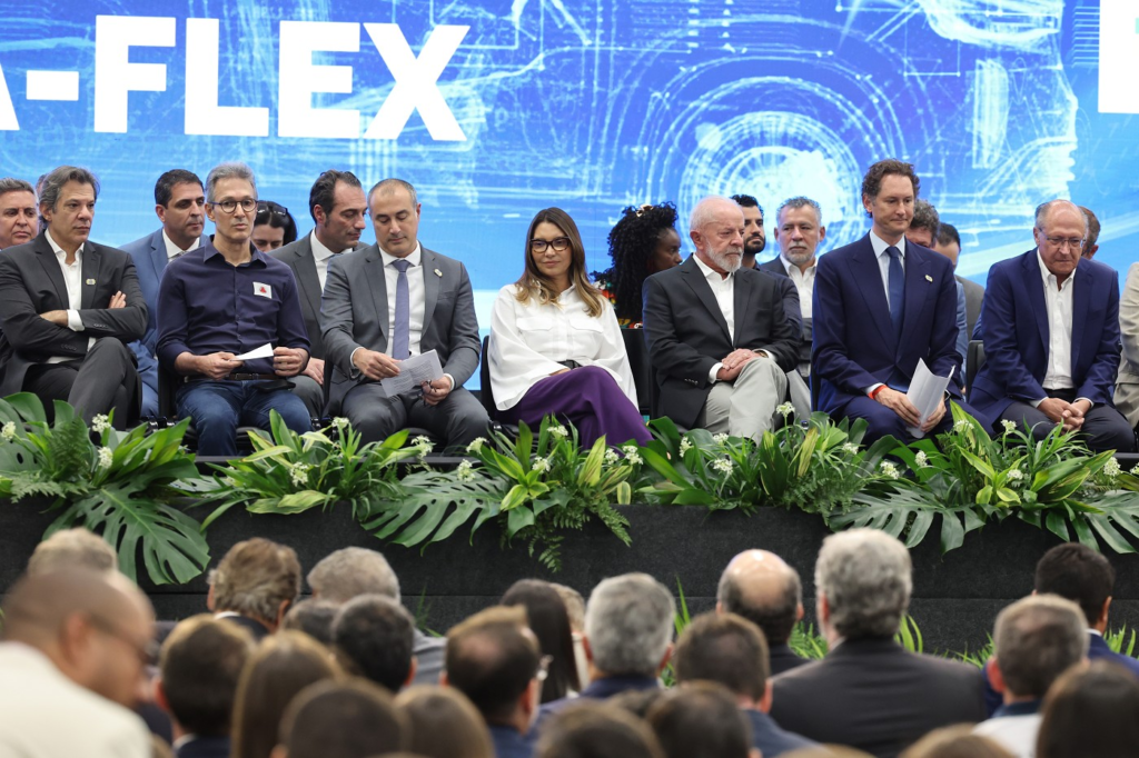 Novo centro de produtos automotivos híbridos deve atrair milhões para o Estado 15 image 41