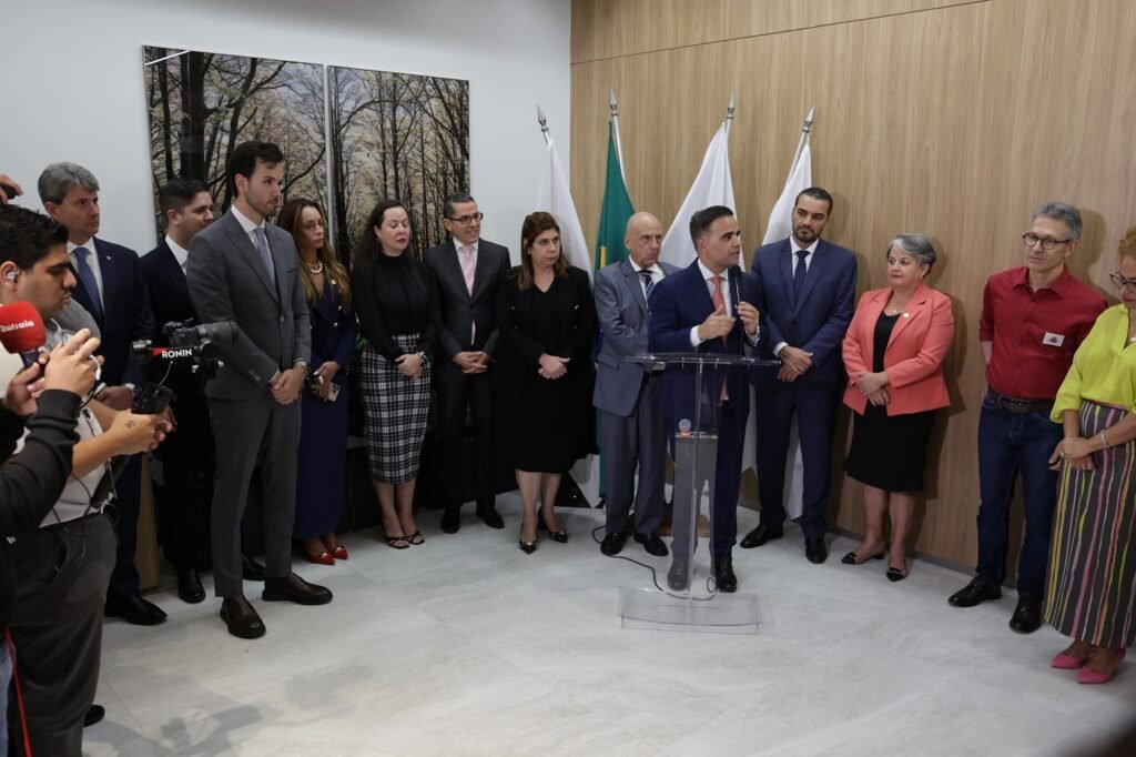 Presidente da ALMG participa de solenidade de sanção de lei 2 17448932693874397753240039688296