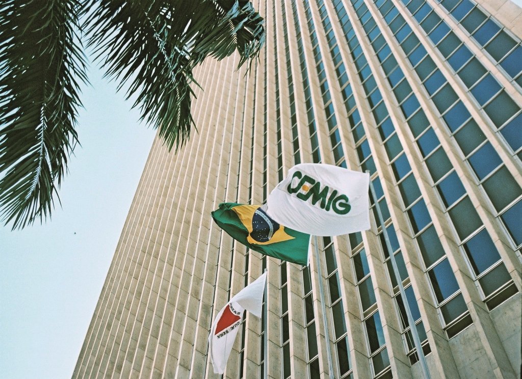 Cemig é a primeira comercializadora varejista a superar 2 mil clientes no Mercado Livre 4 Cemig é a primeira comercializadora varejista a superar 2 mil clientes no Mercado Livre