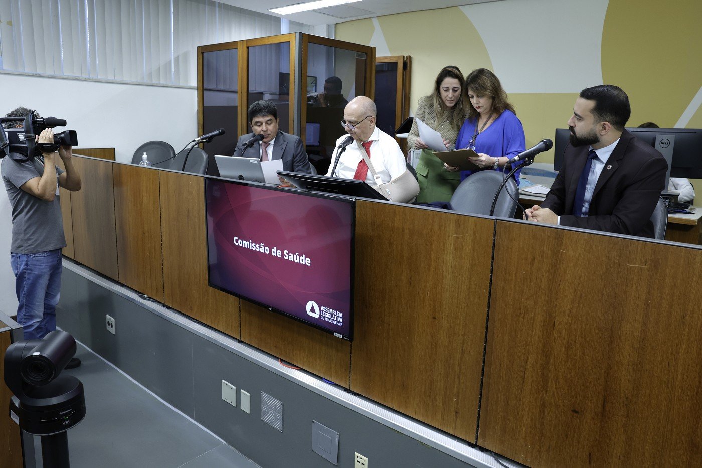 Deputados concluíram que proposta está em sintonia com práticas adotadas para evitar falsificações de documentos