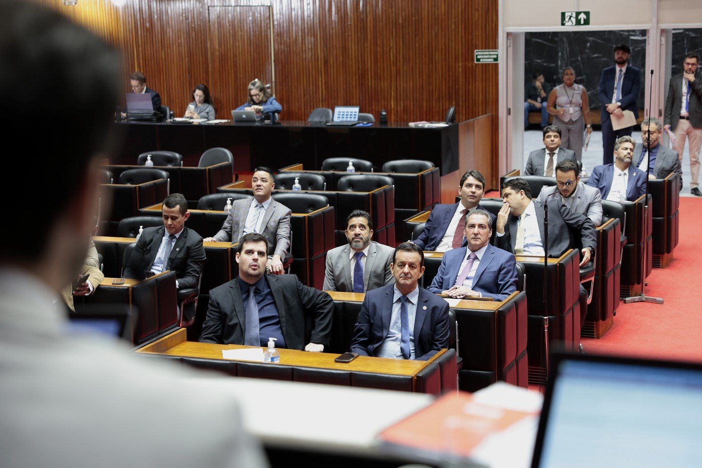 Plenário aprova incentivo tributário para aparelhamento da segurança pública 1 Deputados analisaram e votaram proposições na manhã desta quarta (14)