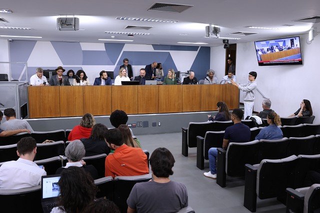 Reavaliação das inscrições para o cargo de ouvidor-geral é reivindicada